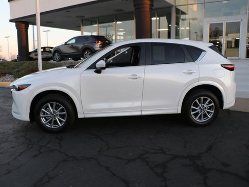 Certified 2025 MAZDA CX-5 AWD 2.5 S w/ Select Package image 2