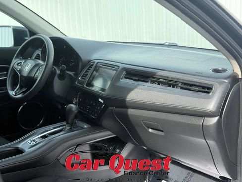 Used 2016 Honda HR-V EX image 18