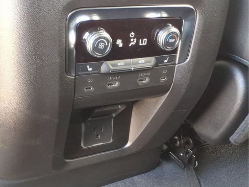 New 2026 GMC Yukon AT4 w/ AT4 Premium Plus Package AWD/4WD image 18