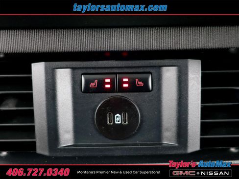 Used 2023 Ford F350 Platinum w/ Tremor Off-Road Package AWD/4WD image 39