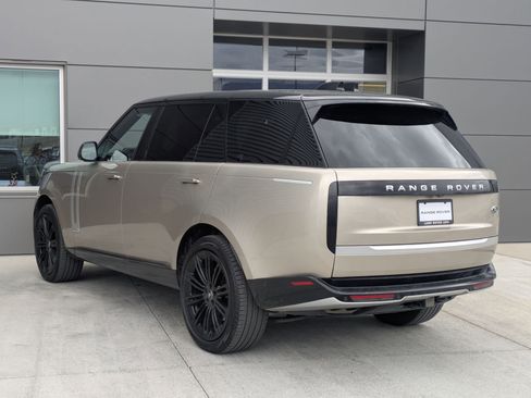 Certified 2023 Land Rover Range Rover Long Wheelbase Autobiography image 10