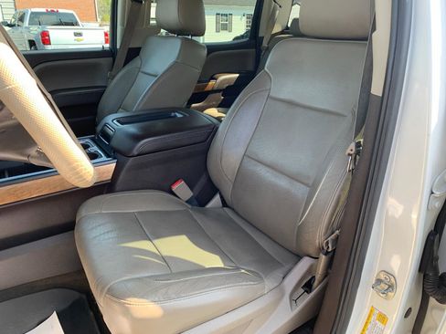 Used 2014 Chevrolet Silverado 1500 LTZ AWD/4WD image 15