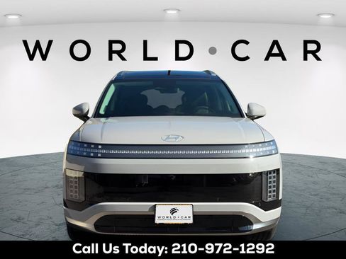 New 2026 Hyundai Ioniq 9 Calligraphy AWD/4WD image 2