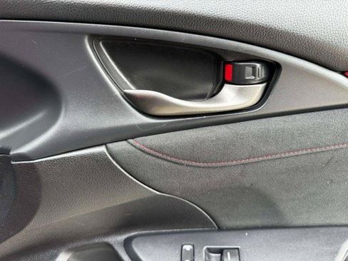 Used 2019 Honda Civic Type R image 46