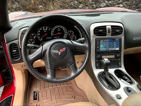 Used 2005 Chevrolet Corvette Coupe w/ Preferred Equipment Group image 5