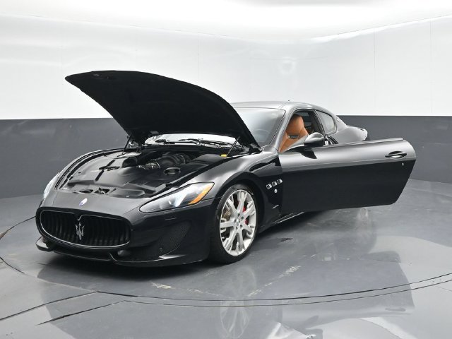 Used 2017 Maserati GranTurismo Sport RWD image 61
