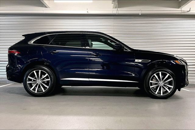 Certified 2026 Jaguar F-PACE R-Dynamic S AWD/4WD image 14
