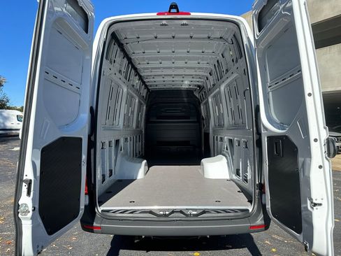 New 2025 Mercedes-Benz Sprinter 3500 image 18