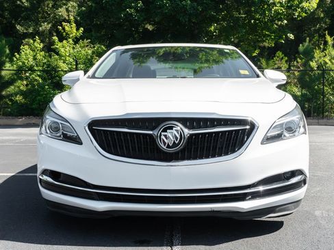 Used 2019 Buick LaCrosse Essence w/ Sun and Shade Package AWD/4WD image 5