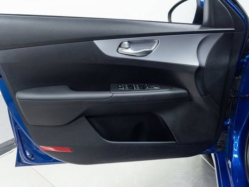 Used 2024 Kia Forte LXS FWD image 11