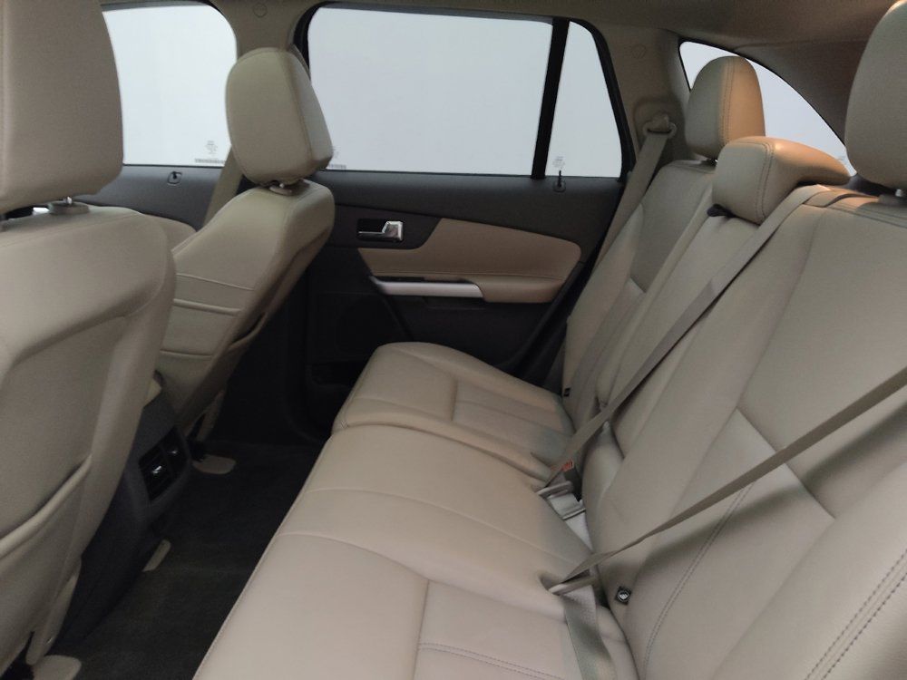 Used 2014 Ford Edge SEL w/ Equipment Group 205A AWD/4WD image 18