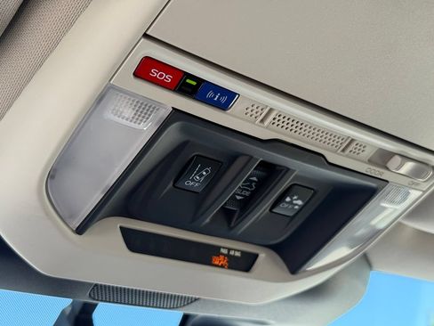Certified 2023 Subaru Forester Premium AWD/4WD image 20