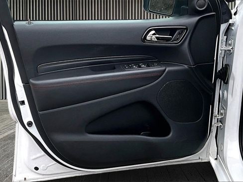Used 2023 Dodge Durango GT image 23