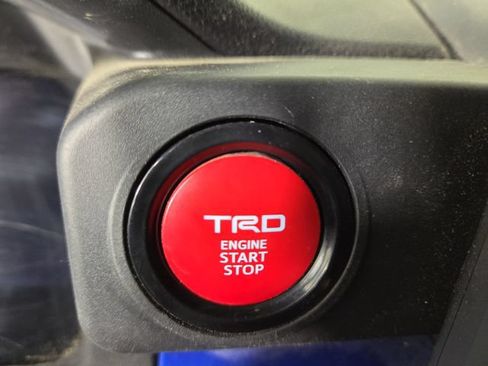 Used 2024 Toyota Tacoma TRD Off-Road AWD/4WD image 19