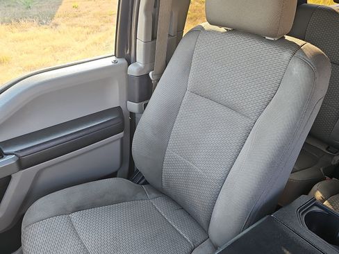 Used 2015 Ford F150 XLT w/ Equipment Group 301A Mid AWD/4WD image 28