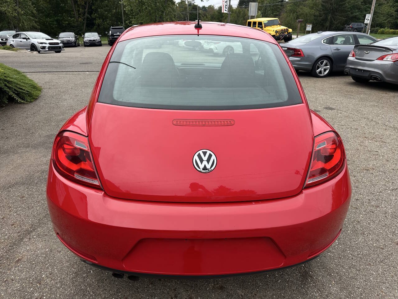 Used 2013 Volkswagen Beetle 2.5 FWD image 5