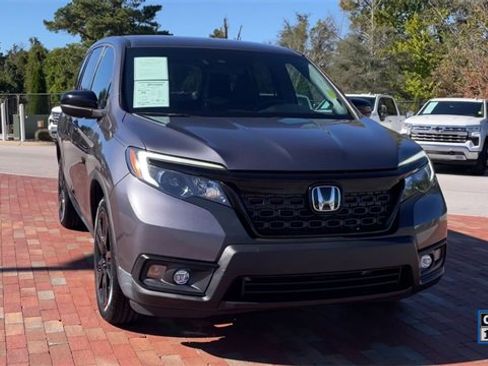 Used 2021 Honda Passport Sport image 4