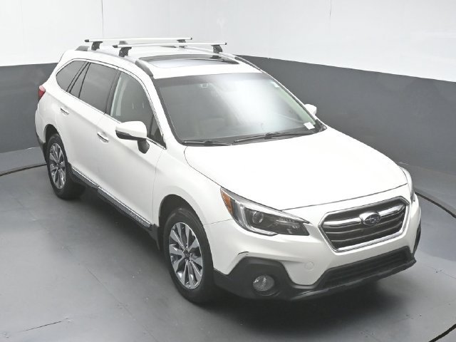 Used 2019 Subaru Outback 3.6R Touring w/ Popular Package #3A AWD/4WD image 43