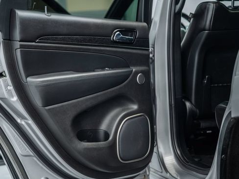 Used 2019 Jeep Grand Cherokee High Altitude AWD/4WD image 40