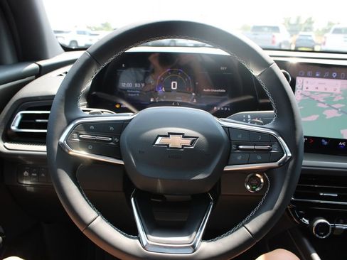 New 2027 Chevrolet Traverse LT w/ Driver Confidence Package FWD image 36