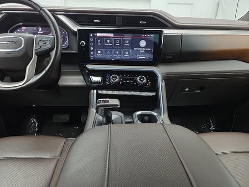 Used 2024 GMC Sierra 1500 Denali w/ Technology Package AWD/4WD image 27