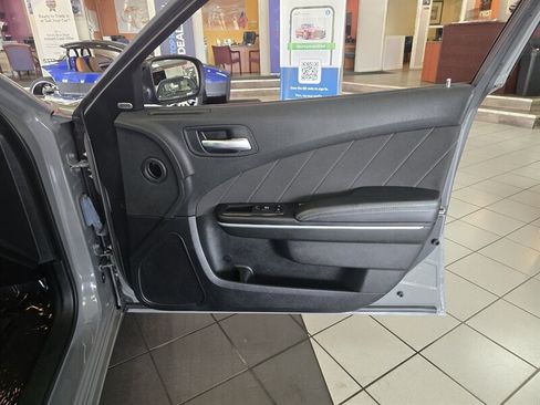 Used 2023 Dodge Charger SXT RWD image 12