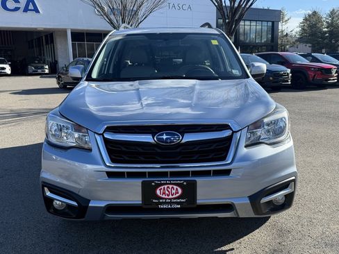 Used 2017 Subaru Forester 2.5i Limited image 3
