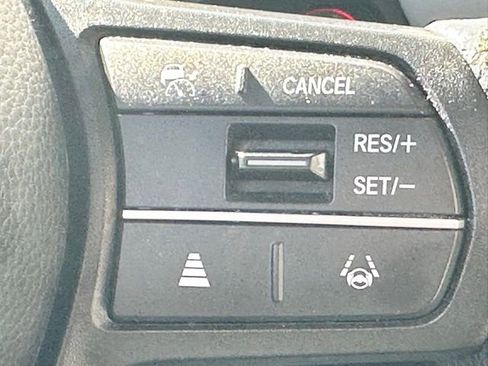 Used 2023 Honda HR-V LX image 10