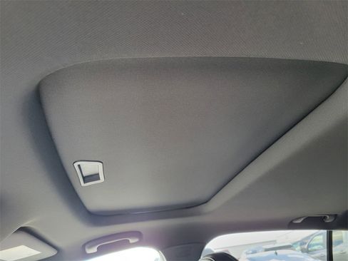 New 2025 Buick Envista Avenir image 28