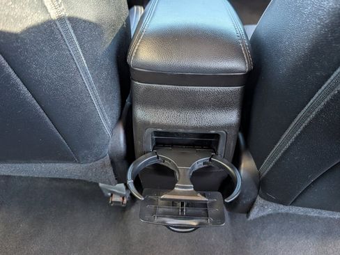 Used 2016 Toyota Corolla S image 7