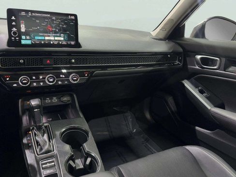 Used 2023 Honda Civic Touring image 32