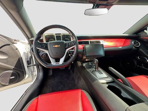 Used 2015 Chevrolet Camaro SS w/ Commemorative Special Edition RWD image 24