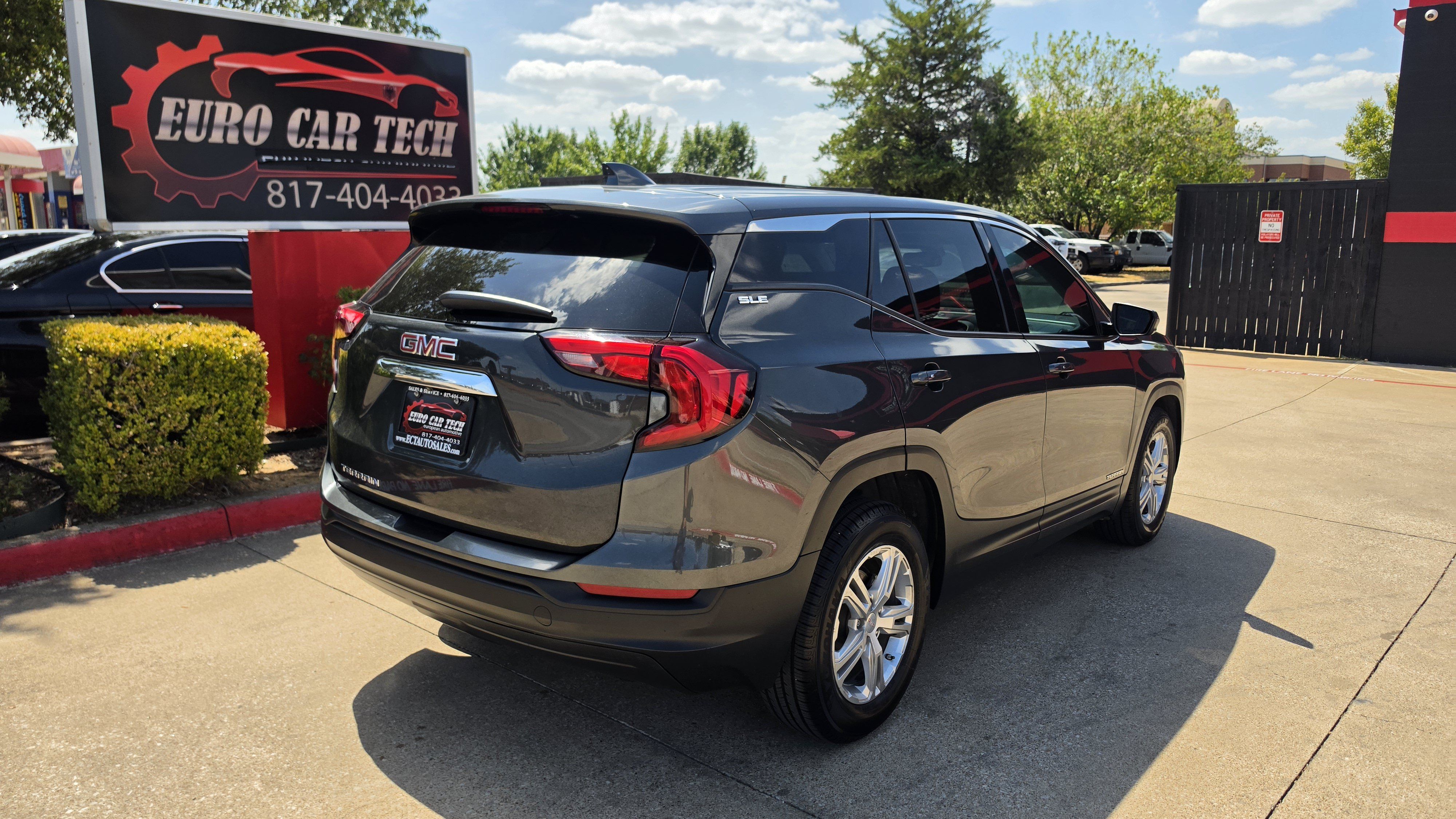 Used 2018 GMC Terrain SLE FWD image 8