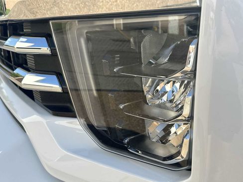 Certified 2022 Chevrolet Silverado 2500 High Country w/ Technology Package AWD/4WD image 11