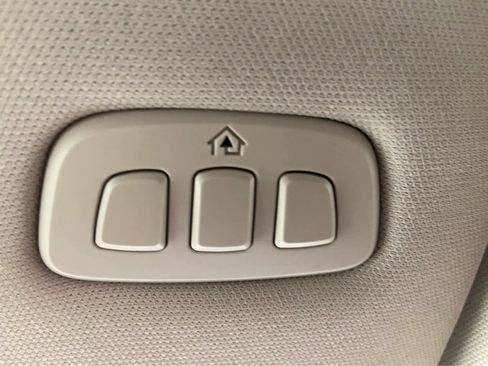 Used 2024 Lincoln Nautilus Premier w/ Equipment Group 102A image 45