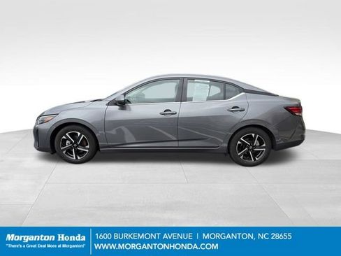 Used 2024 Nissan Sentra SV FWD image 4