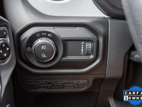 Used 2025 Jeep Gladiator Sport AWD/4WD image 28