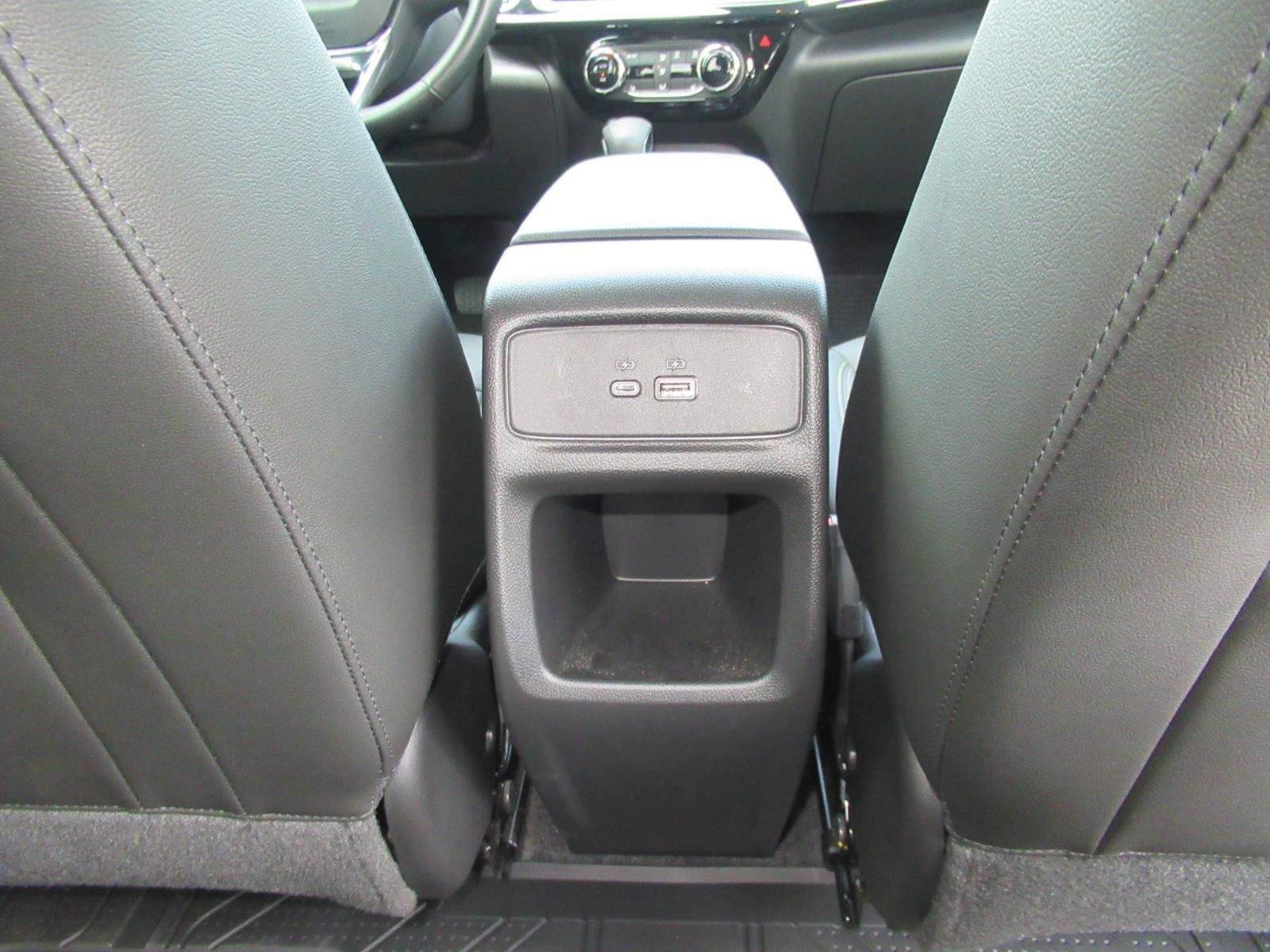 Certified 2024 Chevrolet Trax ACTIV w/ Driver Confidence Package FWD image 34