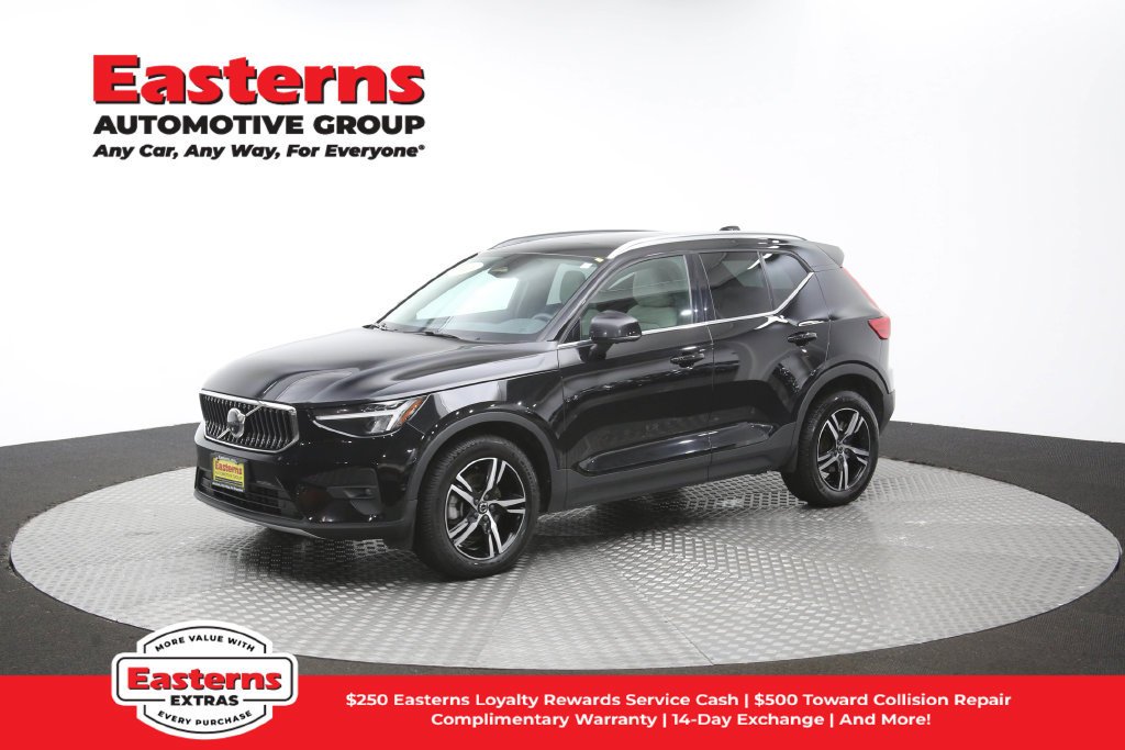 Used 2023 Volvo XC40 B5 Plus AWD/4WD image 58