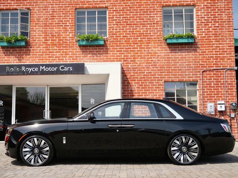 New 2026 Rolls-Royce Ghost image 3