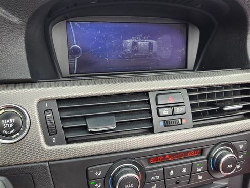 Used 2013 BMW 335is Convertible RWD image 19