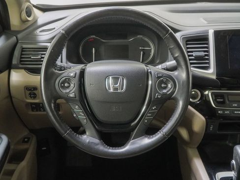 Used 2019 Honda Ridgeline RTL-E image 26