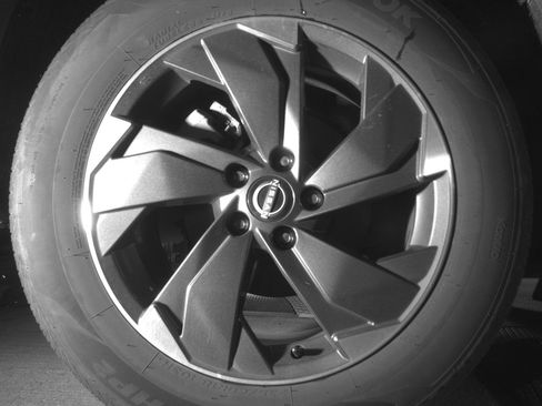 Used 2025 Nissan Rogue SV AWD/4WD image 15