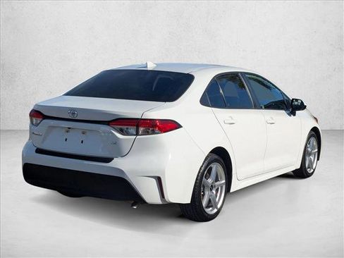 Used 2023 Toyota Corolla LE image 5