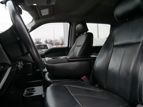 Used 2020 Ford F350 Lariat image 6