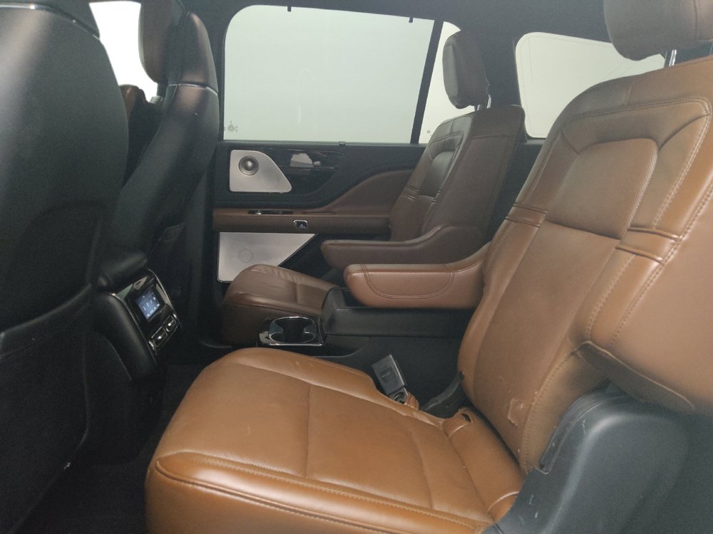 Used 2021 Lincoln Aviator Reserve w/ Equipment Group 201A RWD image 18