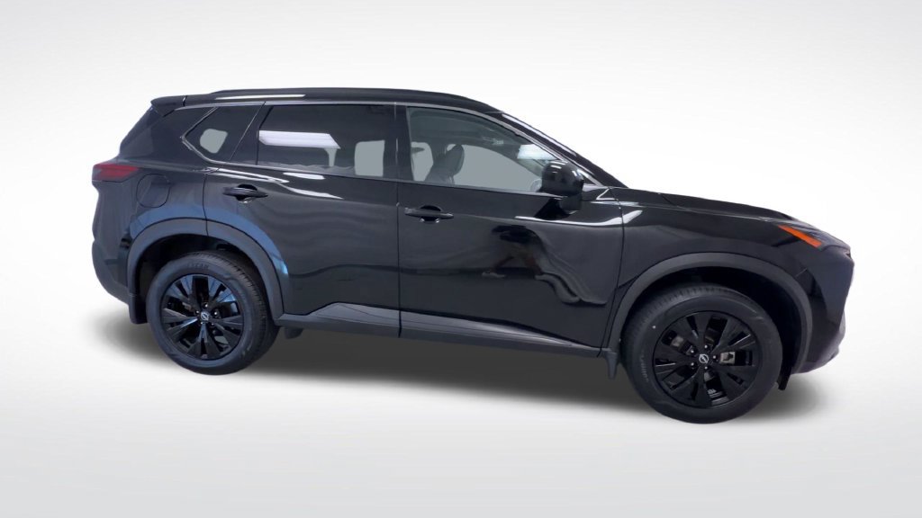 Used 2023 Nissan Rogue SV w/ SV Premium B Package AWD/4WD image 24
