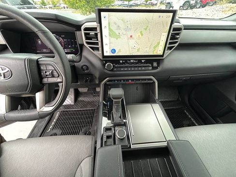 Used 2025 Toyota Sequoia SR5 w/ SR5 Premium Package AWD/4WD image 17