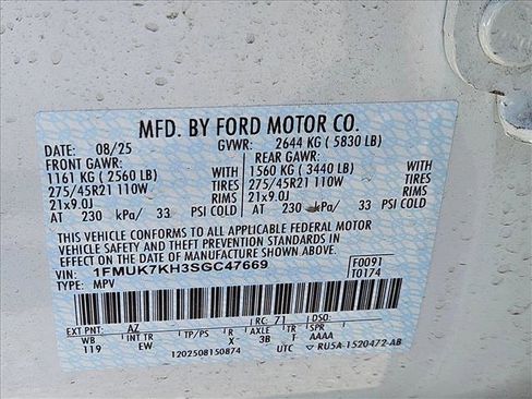 Certified 2025 Ford Explorer ST-Line w/ Premium Package RWD image 27