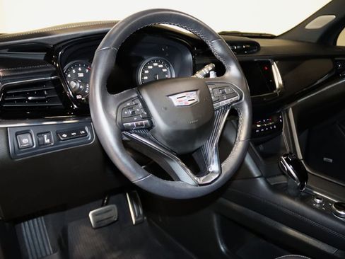 Used 2024 Cadillac XT6 Sport w/ Technology Package AWD/4WD image 43